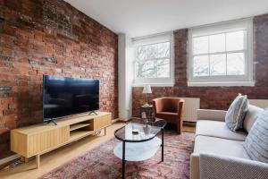 Clerkenwell 2br nr stations bars restaurants LON-418