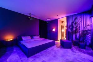 Jacuzzi Cinema Wabi Sabi 3