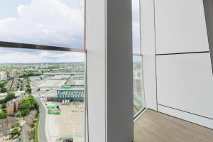 Blueground Vauxhall gym balcony wd ac LON-551