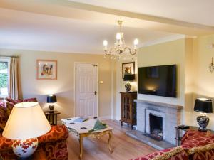 Alderley House
