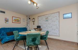 1 Bedroom Nice Apartment In Zaton