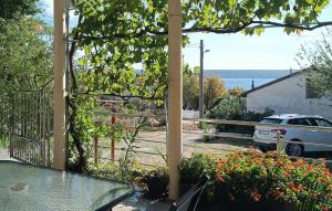 1 Bedroom Amazing Apartment In Maslenica 