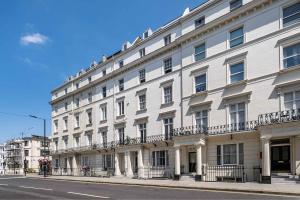 1 Bedroom Central London Apartment -yours !