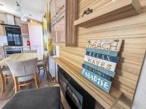 Stunning 6 Berth Caravan With Decking At Cherry Tree Park In Norfolk Ref 70802C