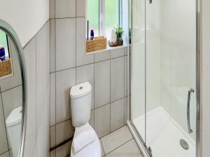 Hare Lodge - Uk30604