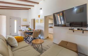 Amazing Home In Krnica