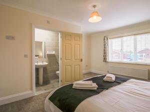 2 Dawson Court - Uk33411