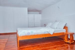 Arusha Garden Home - Antique Villa