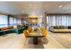 Charlie For You Paraíso