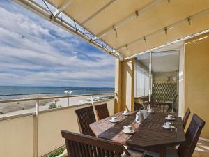 Grau dAgde : Appartement 3 pièces avec terrasses à 20m de la plage - FR-1-423-265