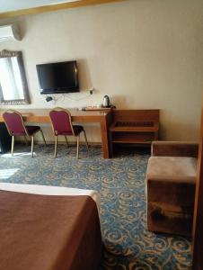 SARR TAC MAHAL HOTEl