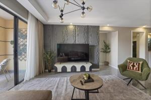 Stylish 1-bed apt with On-site convnient Store