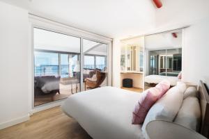 Modern beach apartment