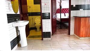 TOQUe HOTEL & ACCOMODATIONS