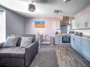 Apartment 2 The Pier - Uk31821