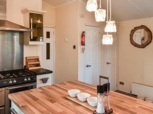 Azure Retreats - Beautiful Sea View - Uk48810