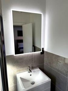 Cosy Central Colchester Home by Castle Park