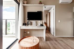 Charlie Window Moema