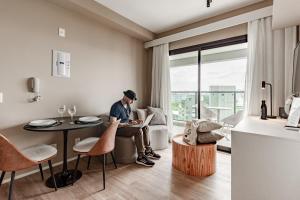 Charlie Window Moema