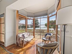 Mooring B on the shoreline