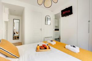 Suite L Ecouffes charme secret du Marais