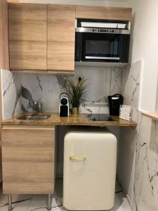 Studio Île Saint Louis 75004 Paris