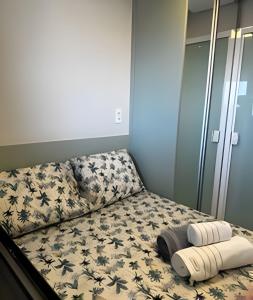 Aconchegante e com vista mar