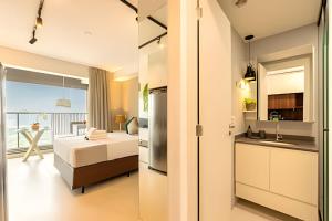 Easy Star - Belo studio no 24°andar no Alto da Boa Vista.- QP01I