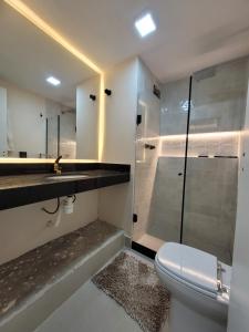 Apto Inteiro Leblon Recém Reformado