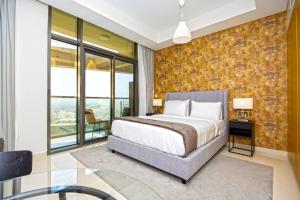 Breathtaking City View Luxury Urban Escape