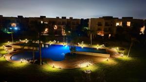 Stylish Prestigia Golf Apartment