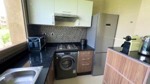 Stylish Prestigia Golf Apartment