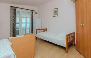 Gorgeous Apartment In Zukve