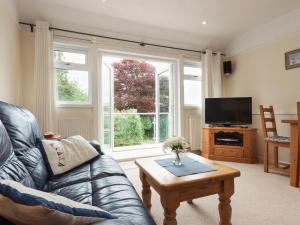 St Elmo Lodge - Cottage