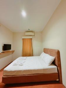 URVANA Hotel By Majestra Hospitality