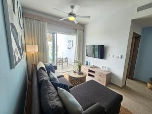 2BR Beach Condo • Prime Location Across Hard Rock