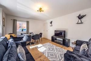 Gorgeous Barn with Hot Tub and Games Room