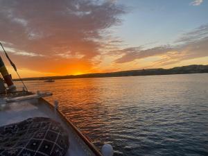 Felucca, welcome sailing