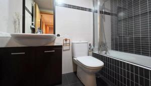 Twin Room 5-min walk to Mercado Central