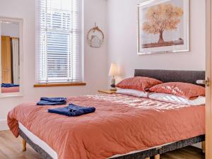 3 Bed in Brixham BX078