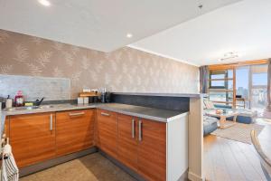 Battersea riverside 1 bed apartment