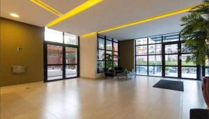 Flat Novo1 - Café, Cama Queen, Ar, Estac e Internet