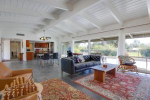 Borrego Springs Retreat with Pool and Mtn Views