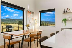 Basecamp Stays: Teton Views Huge Deck Stargazing