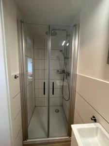 Private Zimmer mit Küchennutzung und in Rheinnähe