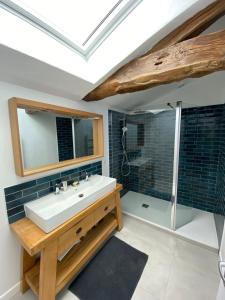 Grande maison familiale avec piscine, 14 à 17 pers