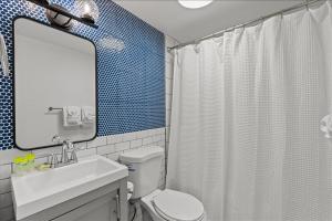 Cabana Beach 5 3BR Condo Just Steps from the Ocean