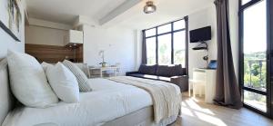 Grand studio Lumineux & Calme - Lit Queen size - Centre Ville