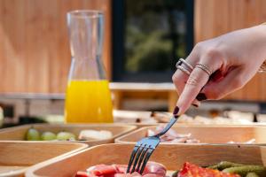 Tiny-House en Nature - Salle de bain italienne - Lit king Grand confort