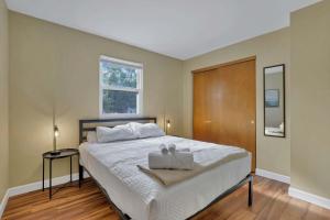 Spacious 5-Bedroom Retreat in Central Columbus Perfect for Groups